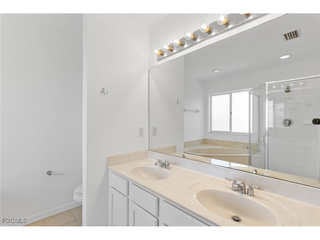 10013 Ravello Boulevard Fort Myers FL 33905 2025021045 image25