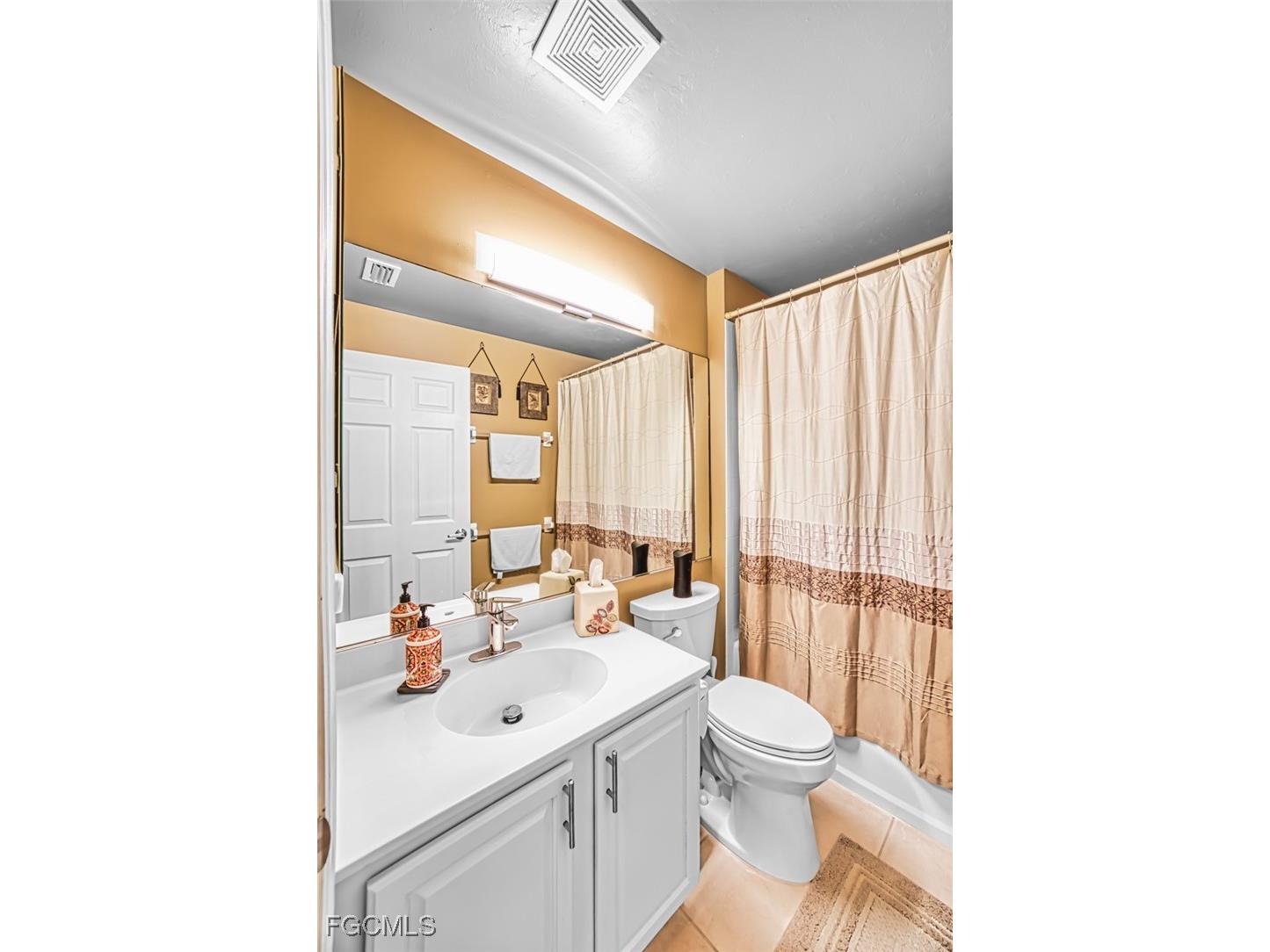 10017 Majestic Avenue Fort Myers FL 33913 2025024144 image34
