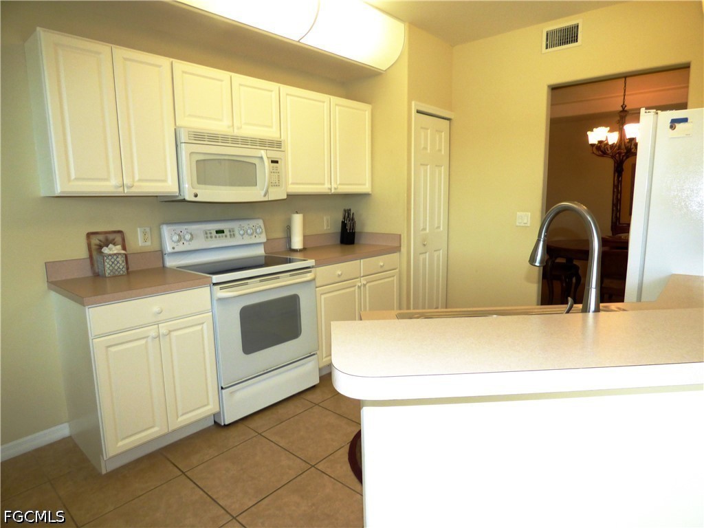 10017 Sky View Way #1506 Fort Myers FL 33913 2026020940 image5