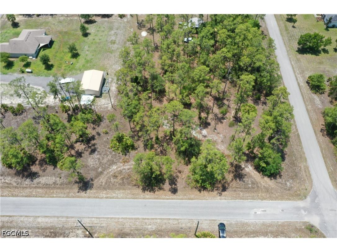 1002 E 15th Street Lehigh Acres FL 33972 2026020996 image1
