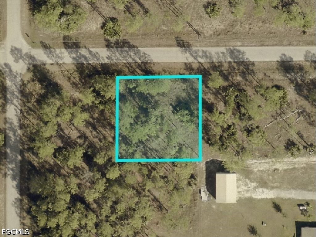 1002 E 15th Street Lehigh Acres FL 33972 2026020996 image2