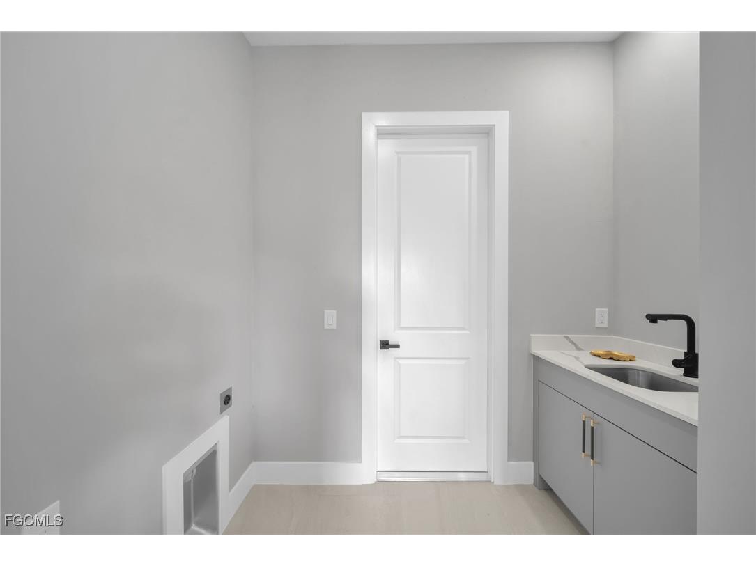 1002 Kanuga Street E Lehigh Acres FL 33974 2026002553 image38