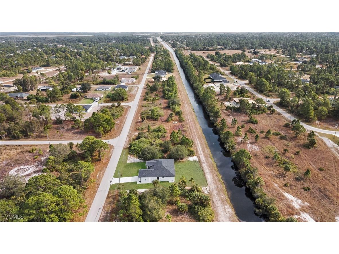1002 Kanuga Street E Lehigh Acres FL 33974 2026002553 image47