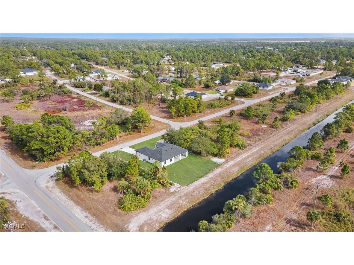 1002 Kanuga Street E Lehigh Acres FL 33974 2026002553 image48