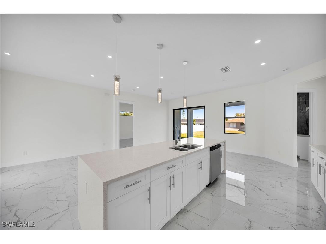 1002 NE 7th Avenue Cape Coral FL 33909 225051350 image7