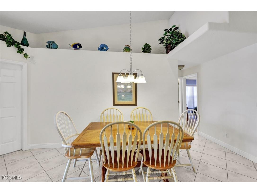 1002 SE 13th Avenue Cape Coral FL 33990 2025020331 image11