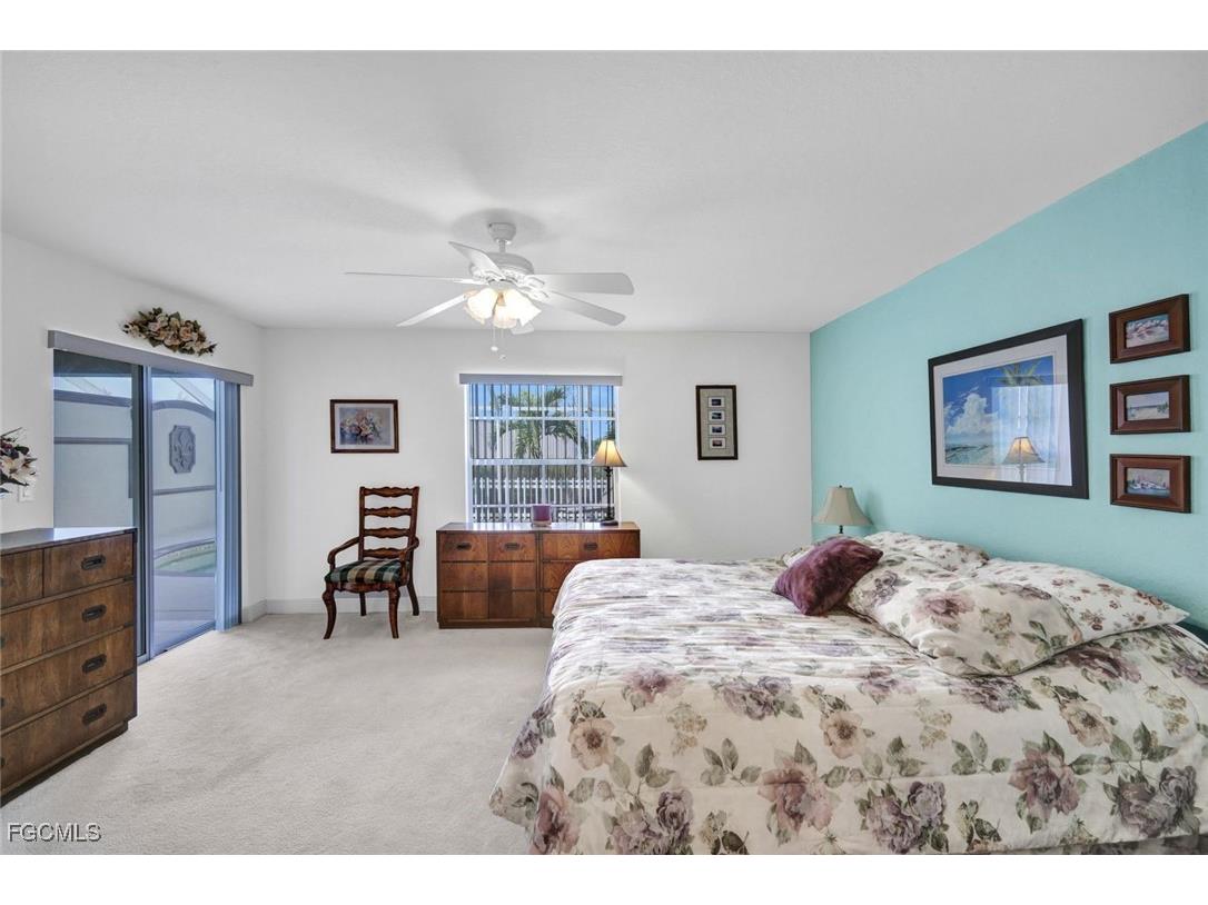 1002 SE 13th Avenue Cape Coral FL 33990 2025020331 image14