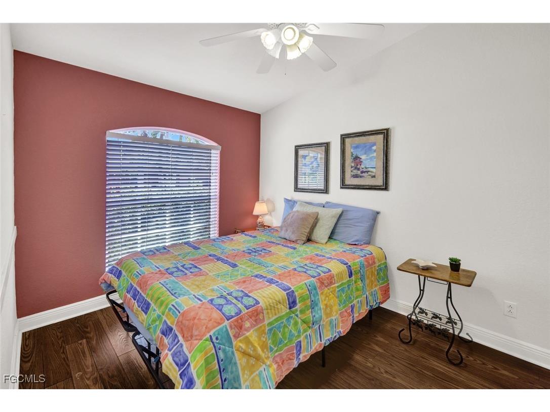 1002 SE 13th Avenue Cape Coral FL 33990 2025020331 image19