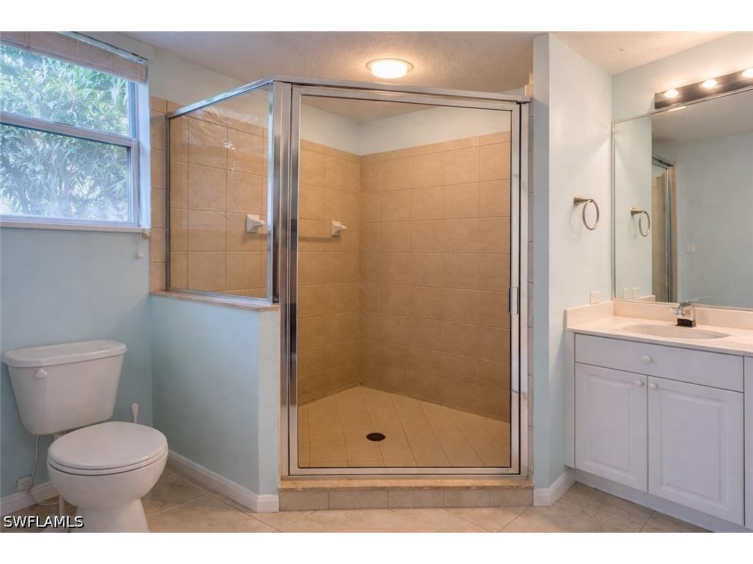 10020 Heather Lane #9-904 Naples FL 34119 226015435 image8