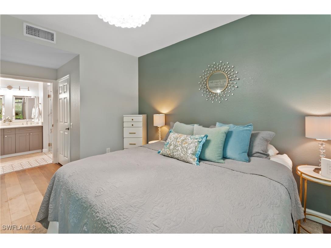 10020 Heather Lane #901 Naples FL 34119 226004270 image18
