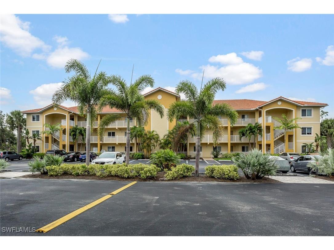 10020 Maddox Lane #112 Bonita Springs FL 34135 224064147 image1