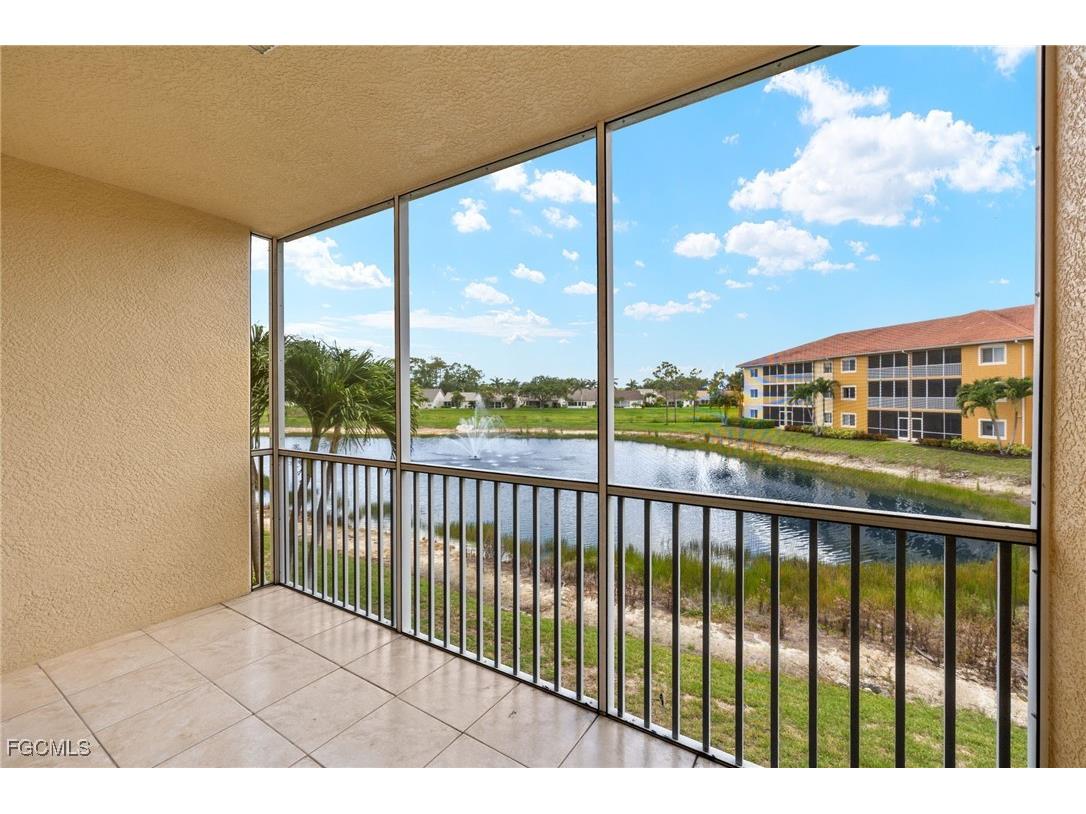 10020 Maddox Lane #213 Bonita Springs FL 34135 2025004183 image1
