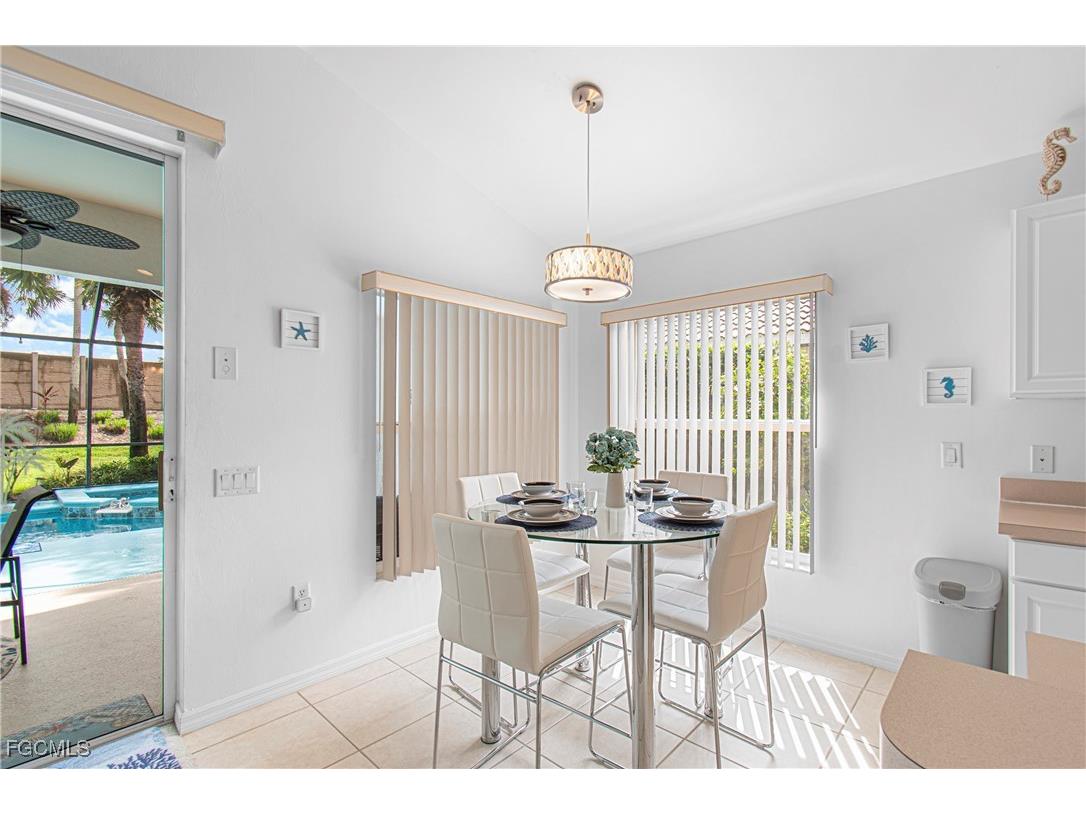 10021 Colonial Country Club Boulevard Fort Myers FL 33913 2025010513 image12