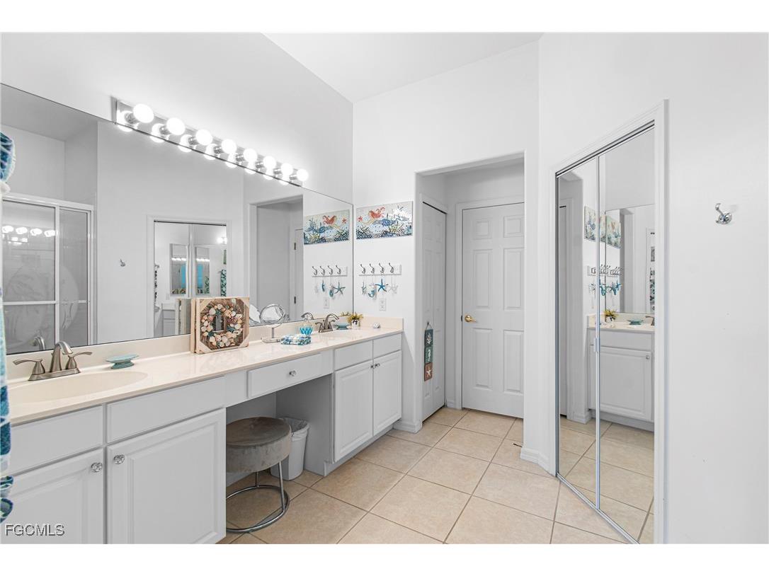 10021 Colonial Country Club Boulevard Fort Myers FL 33913 2025010513 image29