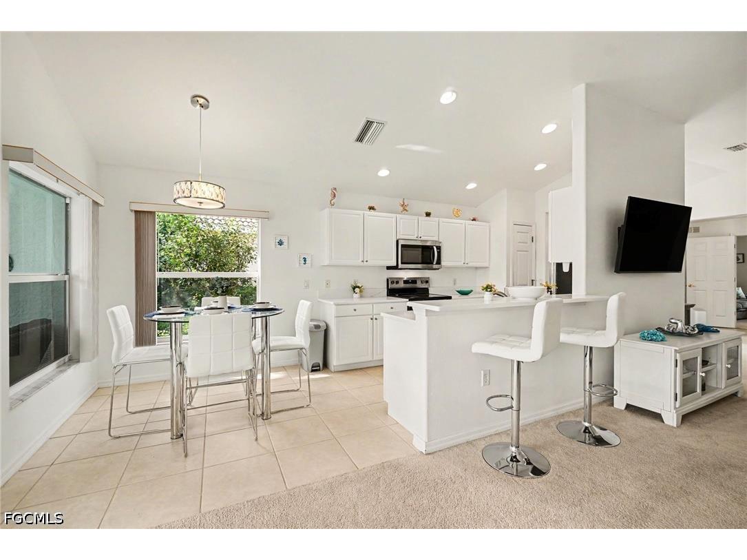 10021 Colonial Country Club Boulevard Fort Myers FL 33913 2026022079 image13