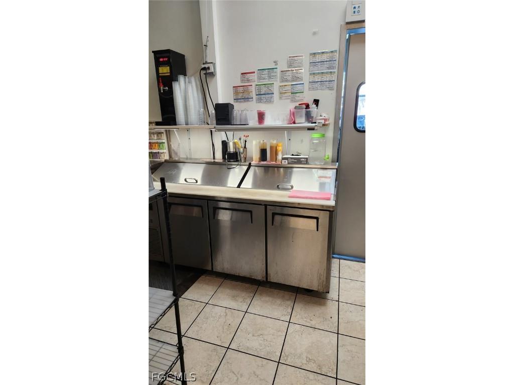  Fort Myers 33913 2025026279 image14