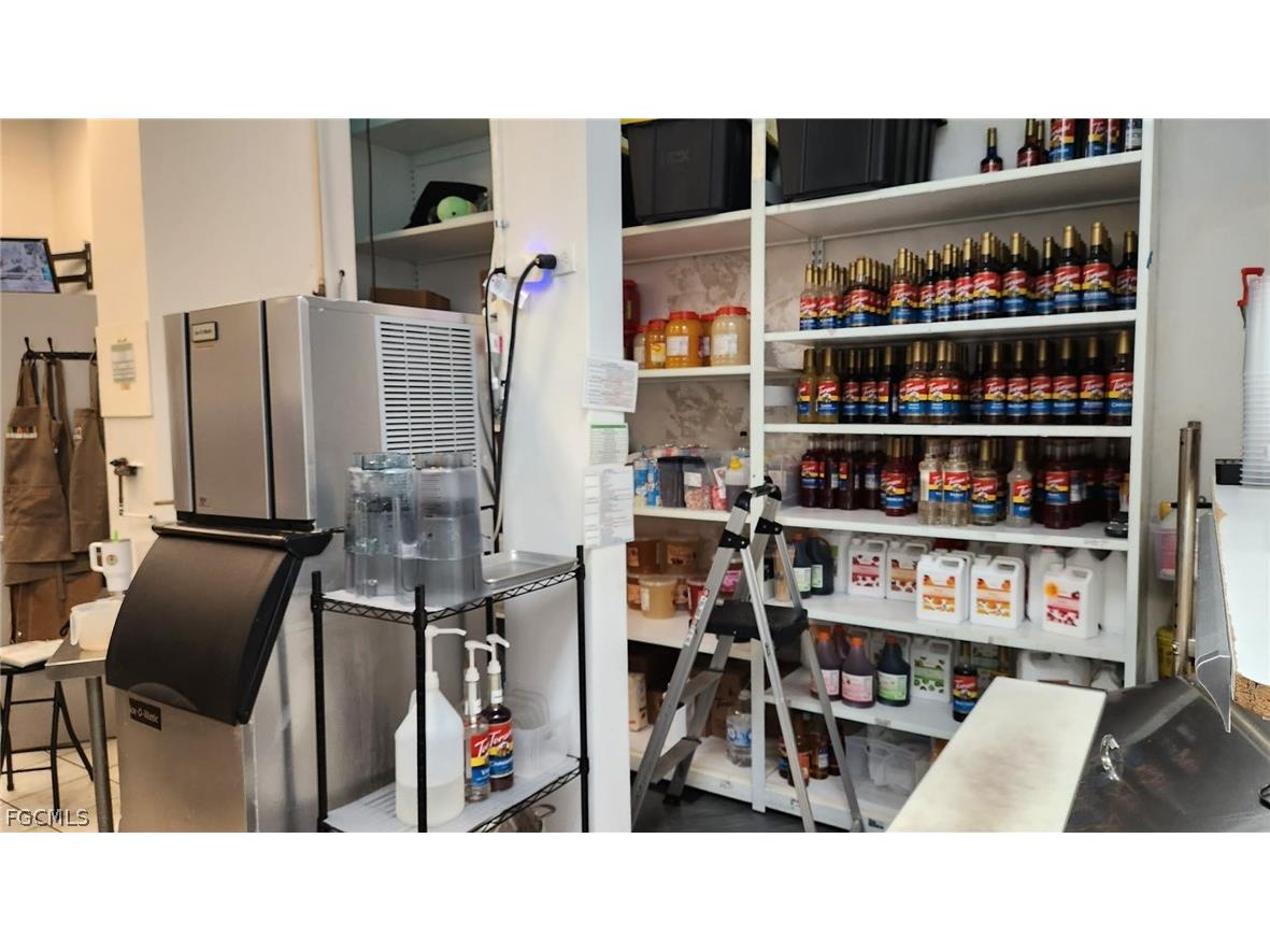  Fort Myers 33913 2025026279 image22