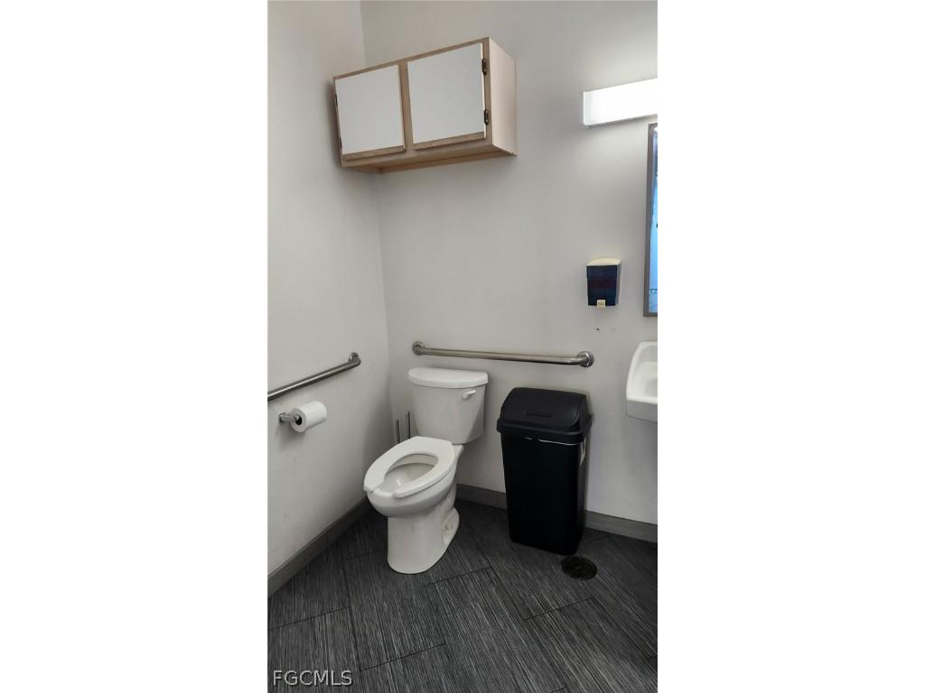  Fort Myers 33913 2025026279 image25