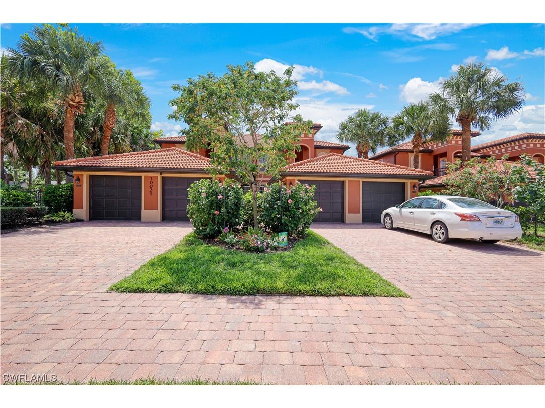 10021 Heather Lane #8-802 Naples FL 34119 223037003 image1
