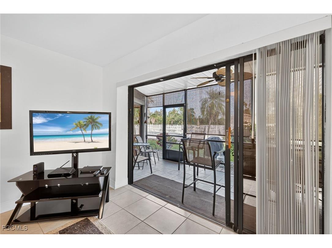 10022 Oxfordshire Lane #104 Fort Myers FL 33908 2025020364 image21