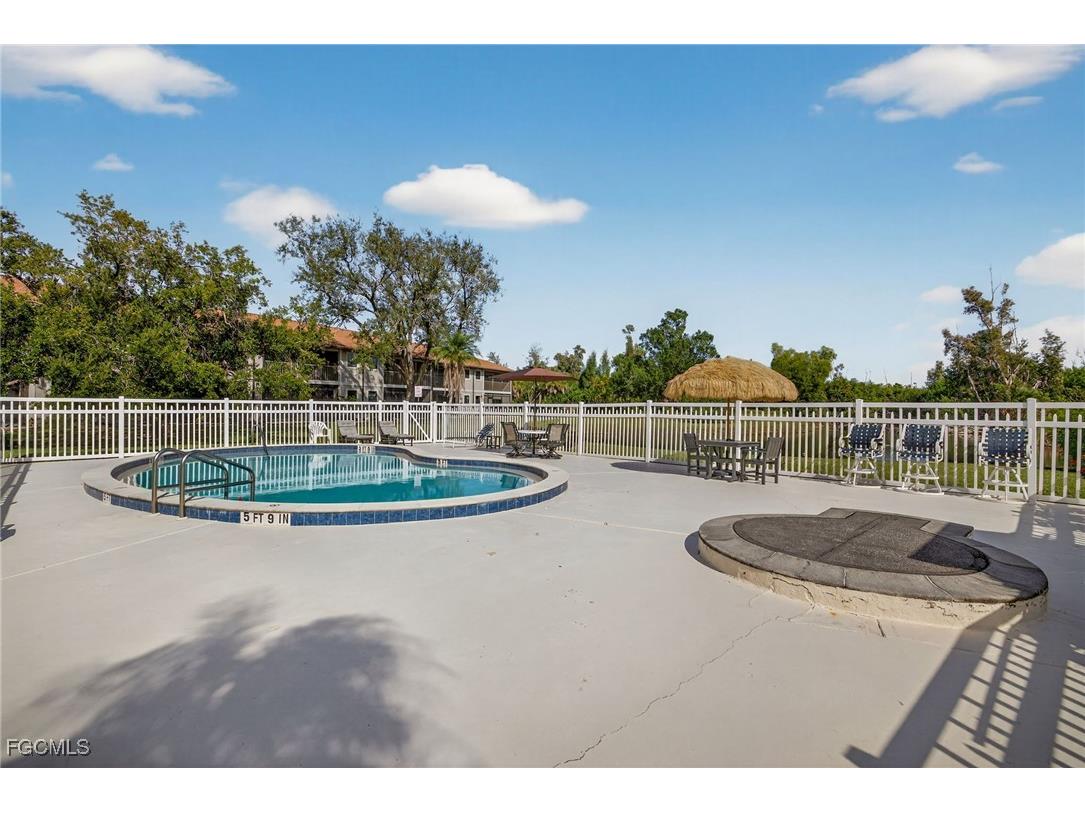 10022 Oxfordshire Lane #104 Fort Myers FL 33908 2025020364 image25