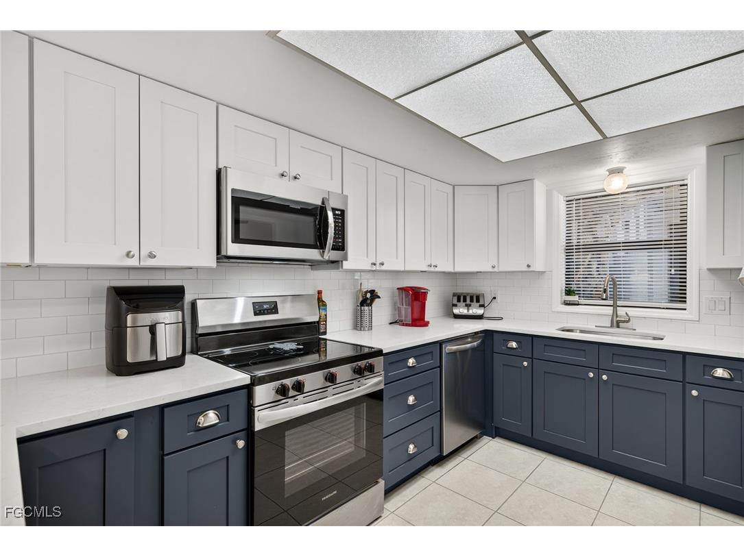 10022 Oxfordshire Lane #104 Fort Myers FL 33908 2025020364 image8