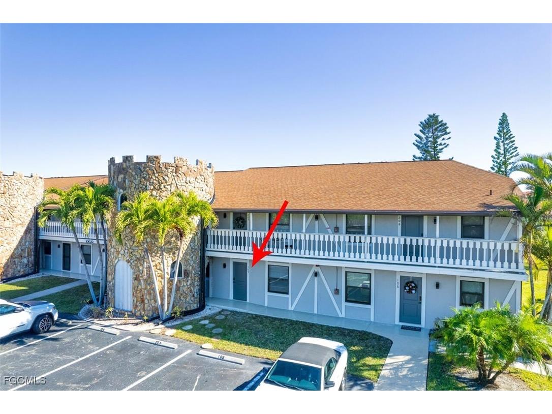 10022 Oxfordshire Lane #105 Fort Myers FL 33908 2025008888 image1