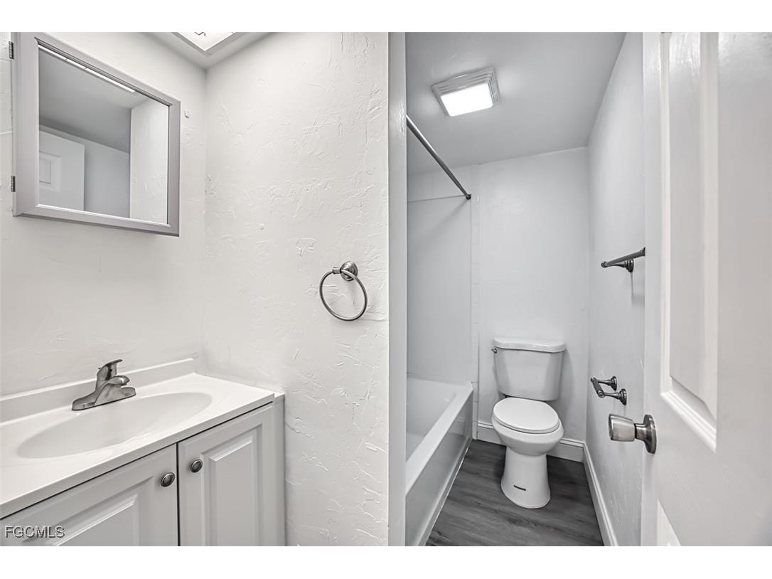 10022 Oxfordshire Lane #105 Fort Myers FL 33908 2025008888 image29