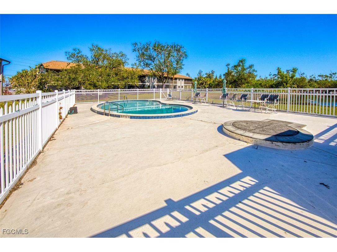 10022 Oxfordshire Lane #105 Fort Myers FL 33908 2025008888 image34