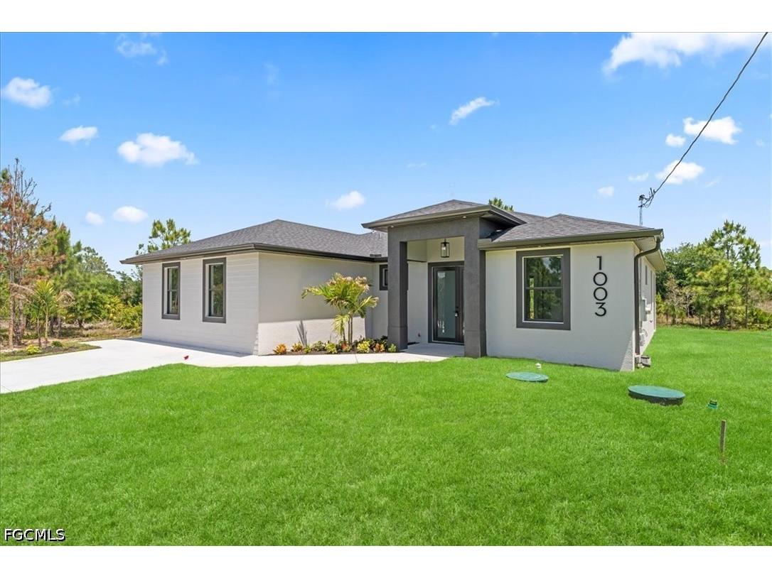 1003 Elgin Street Lehigh Acres FL 33974 2026017722 image1