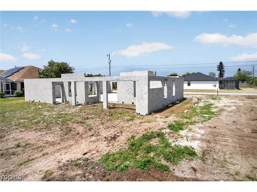1003 NE 10th Place Cape Coral FL 33909 2026019597 image11