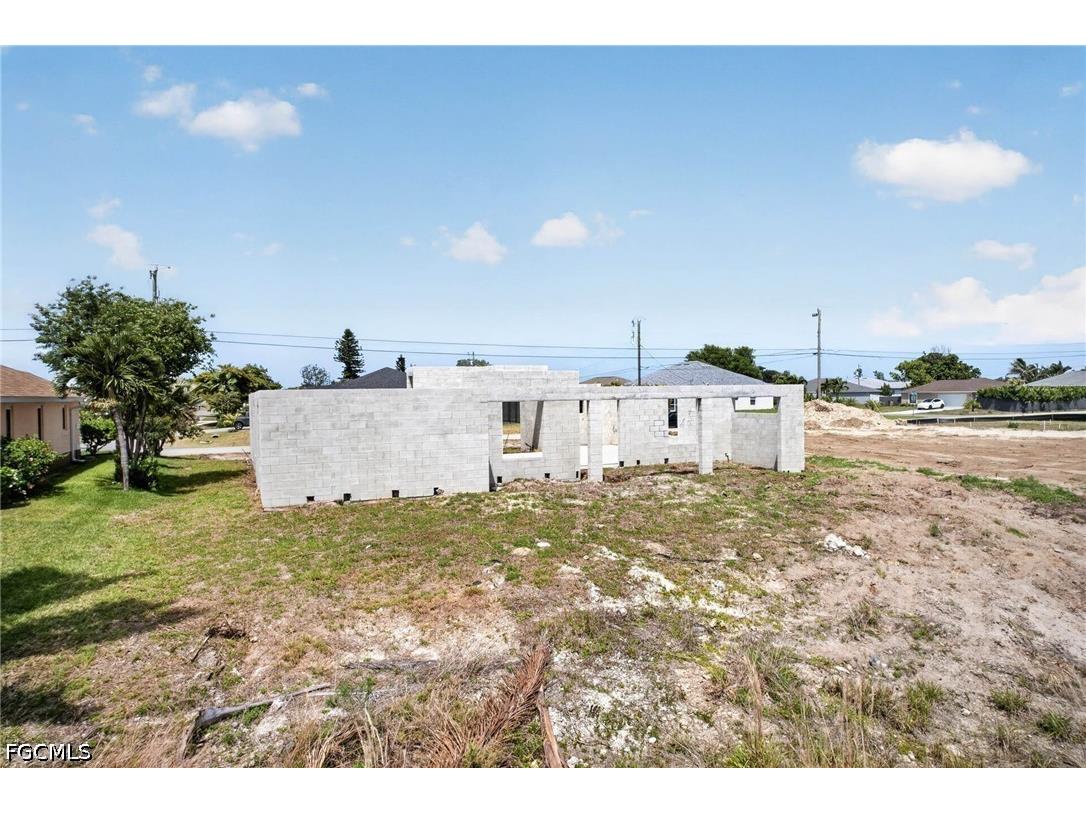 1003 NE 10th Place Cape Coral FL 33909 2026019597 image12