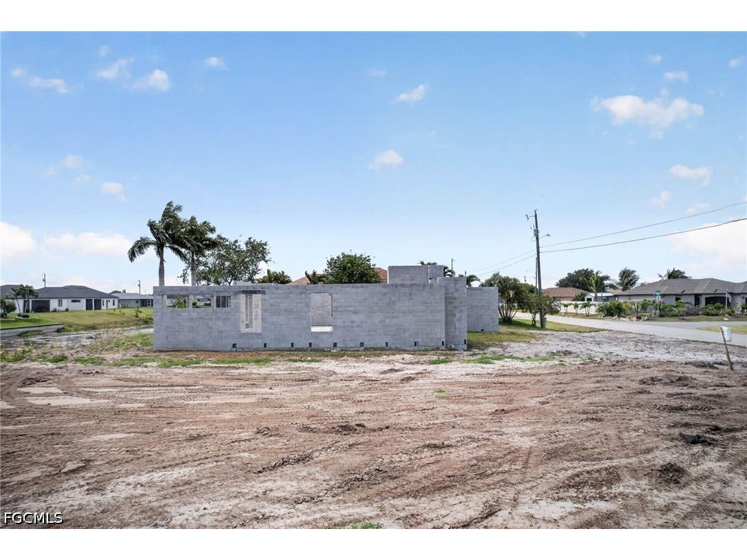 1003 NE 10th Place Cape Coral FL 33909 2026019597 image13