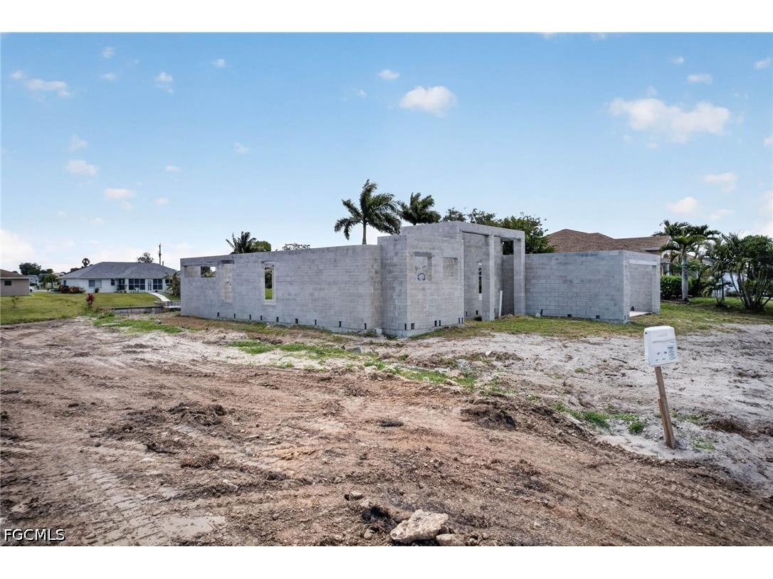 1003 NE 10th Place Cape Coral FL 33909 2026019597 image14