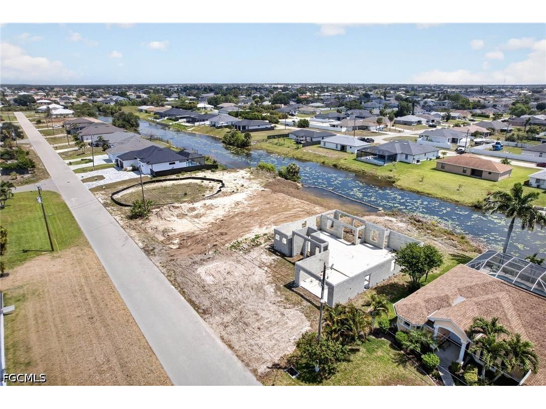 1003 NE 10th Place Cape Coral FL 33909 2026019597 image5