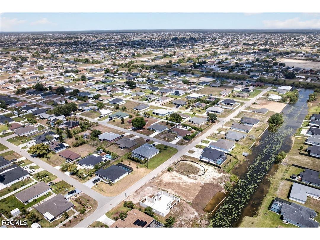 1003 NE 10th Place Cape Coral FL 33909 2026019597 image7