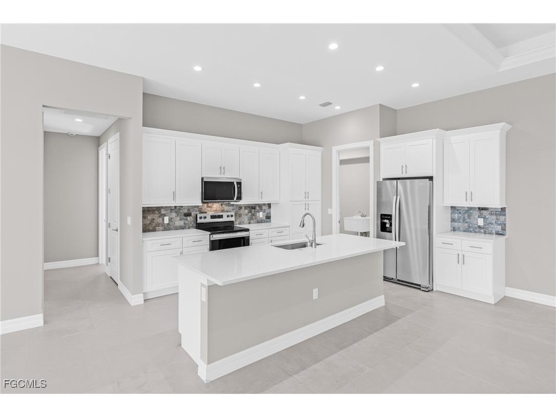 1003 NW 33rd Avenue Cape Coral FL 33993 2025019079 image10