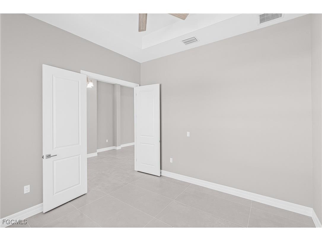 1003 NW 33rd Avenue Cape Coral FL 33993 2025019079 image24