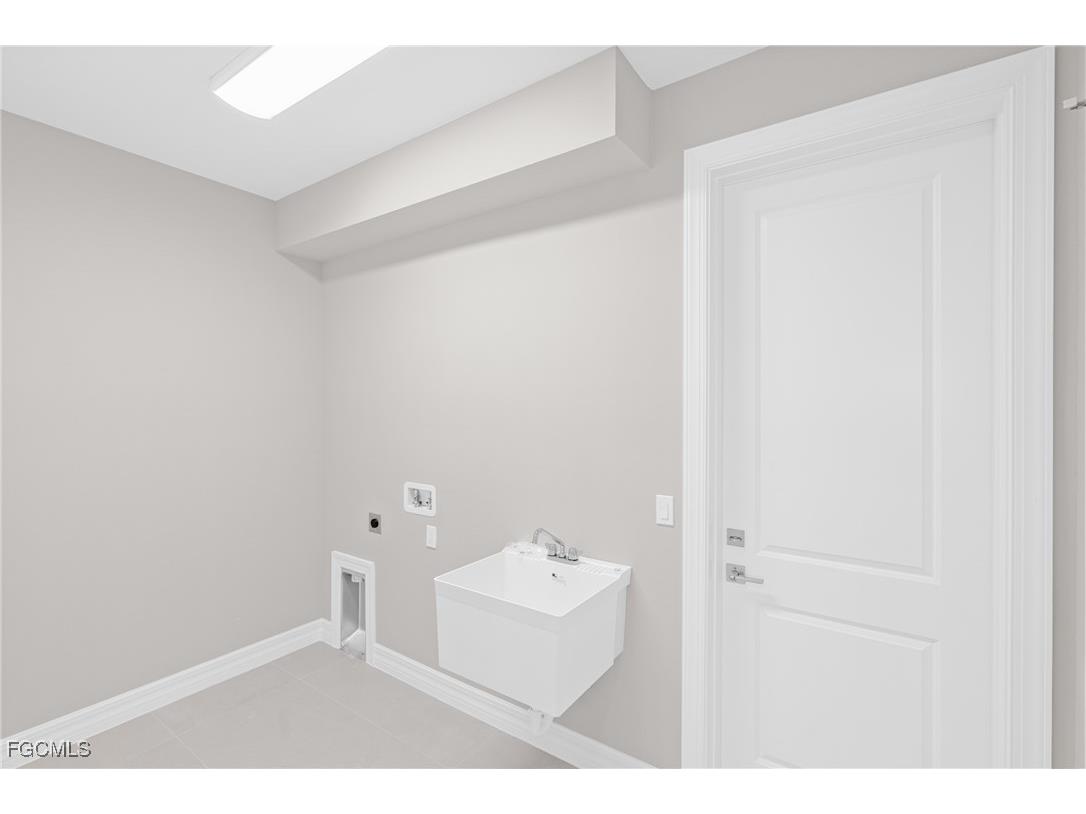 1003 NW 33rd Avenue Cape Coral FL 33993 2025019079 image26