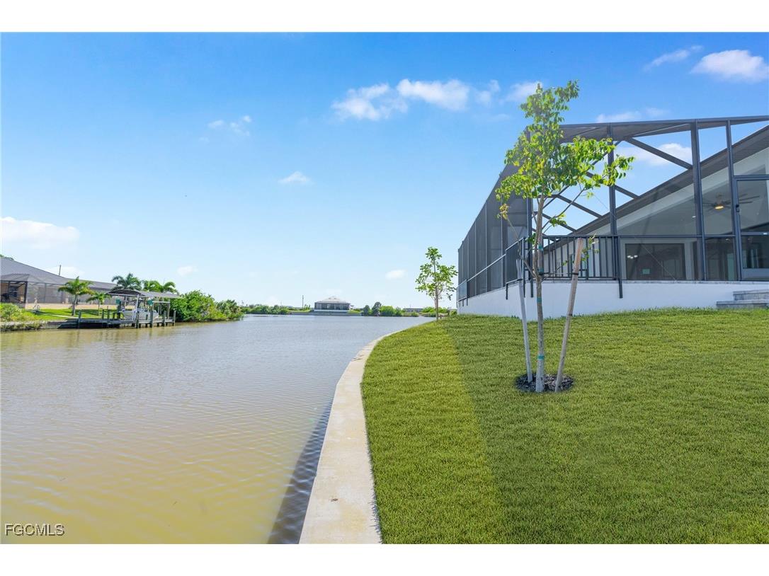 1003 NW 33rd Avenue Cape Coral FL 33993 2025019079 image35