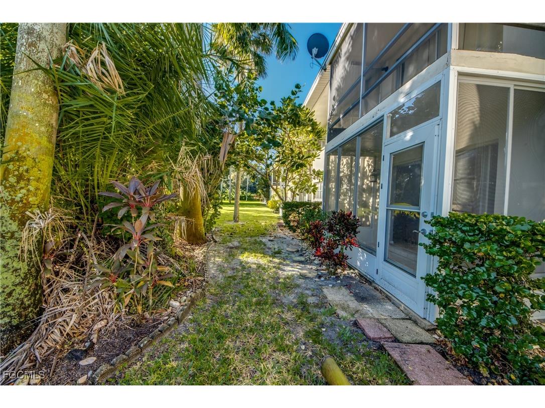 1003 Tropic Terrace North Fort Myers FL 33903 2025016421 image24