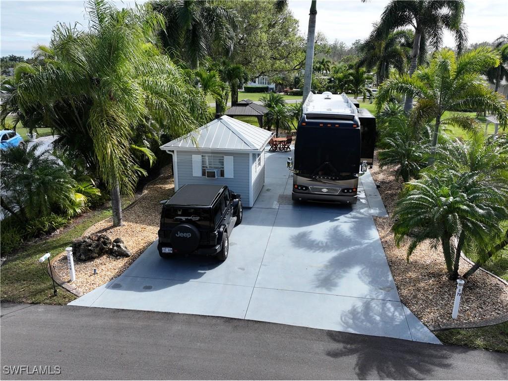 10030 Parkwood Drive Fort Myers FL 33905 225008677 image1