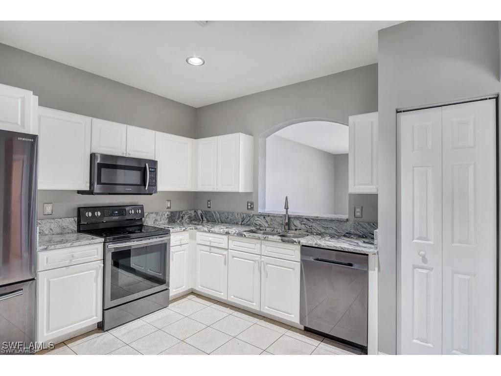 10030 Salina Street Fort Myers FL 33905 225079917 image1