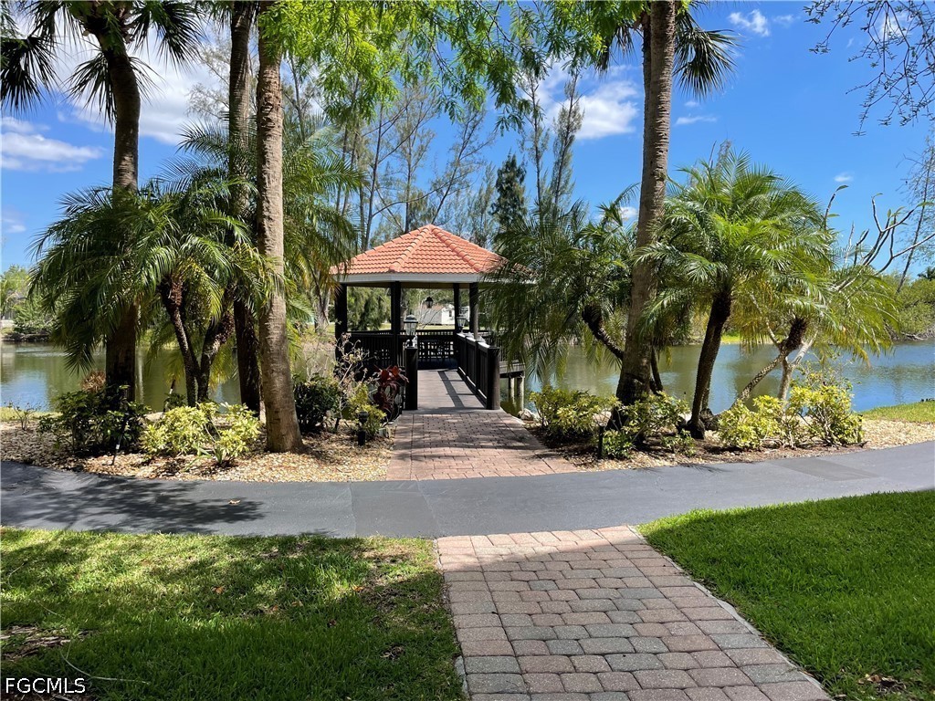 10031 Lake Cove Drive #302 Fort Myers FL 33908 2026017003 image1