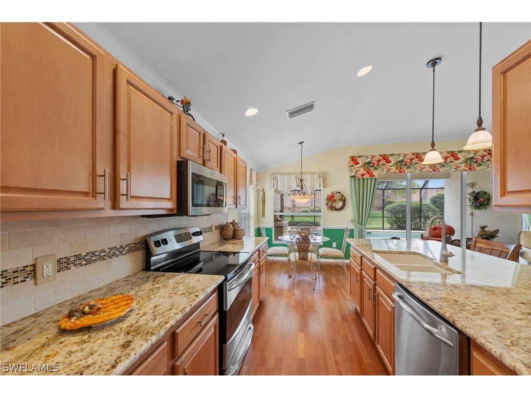 10035 Colonial Country Club Boulevard Fort Myers FL 33913 226008599 image21