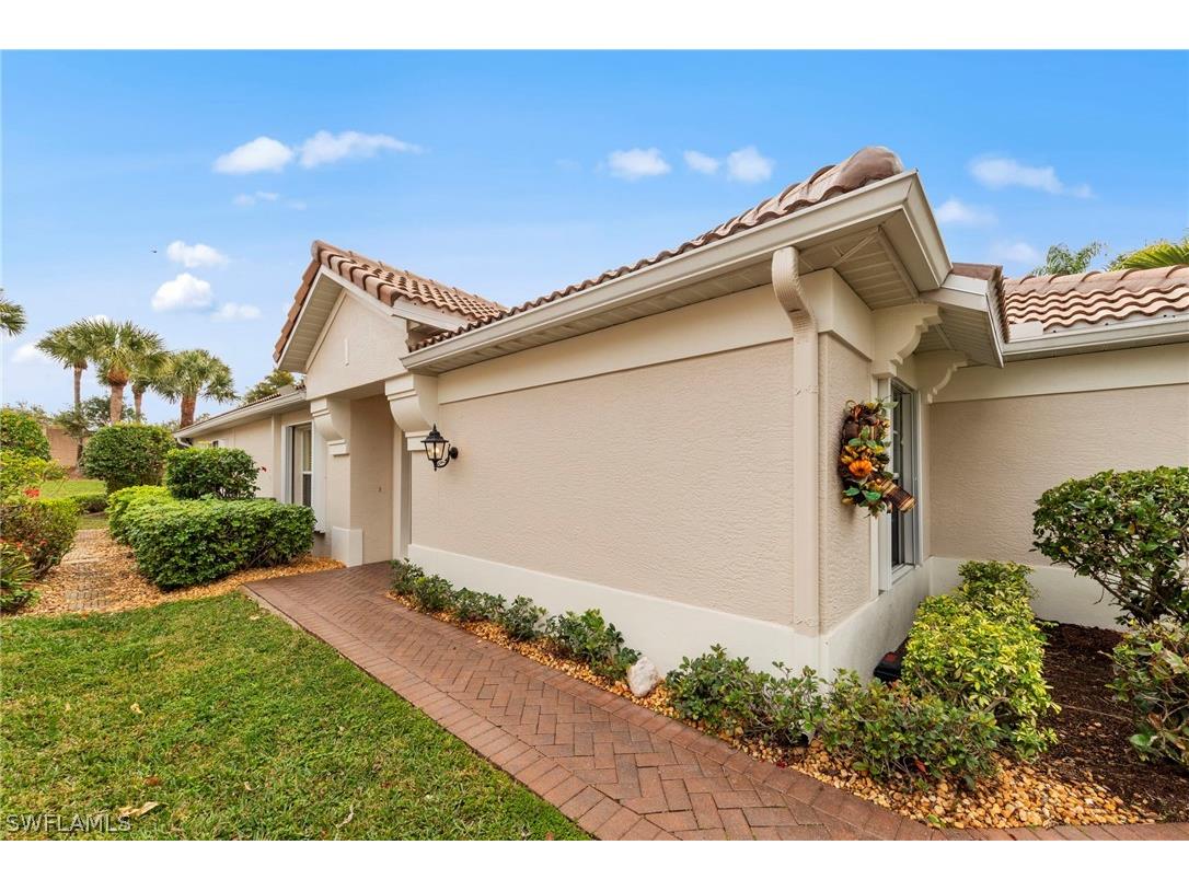 10035 Colonial Country Club Boulevard Fort Myers FL 33913 226008599 image4