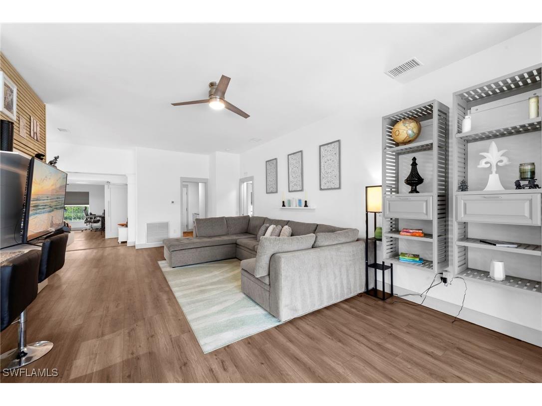 10037 Colonial Country Club Boulevard Fort Myers FL 33913 225081264 image18