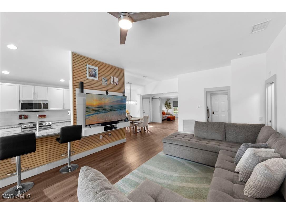 10037 Colonial Country Club Boulevard Fort Myers FL 33913 225081264 image19