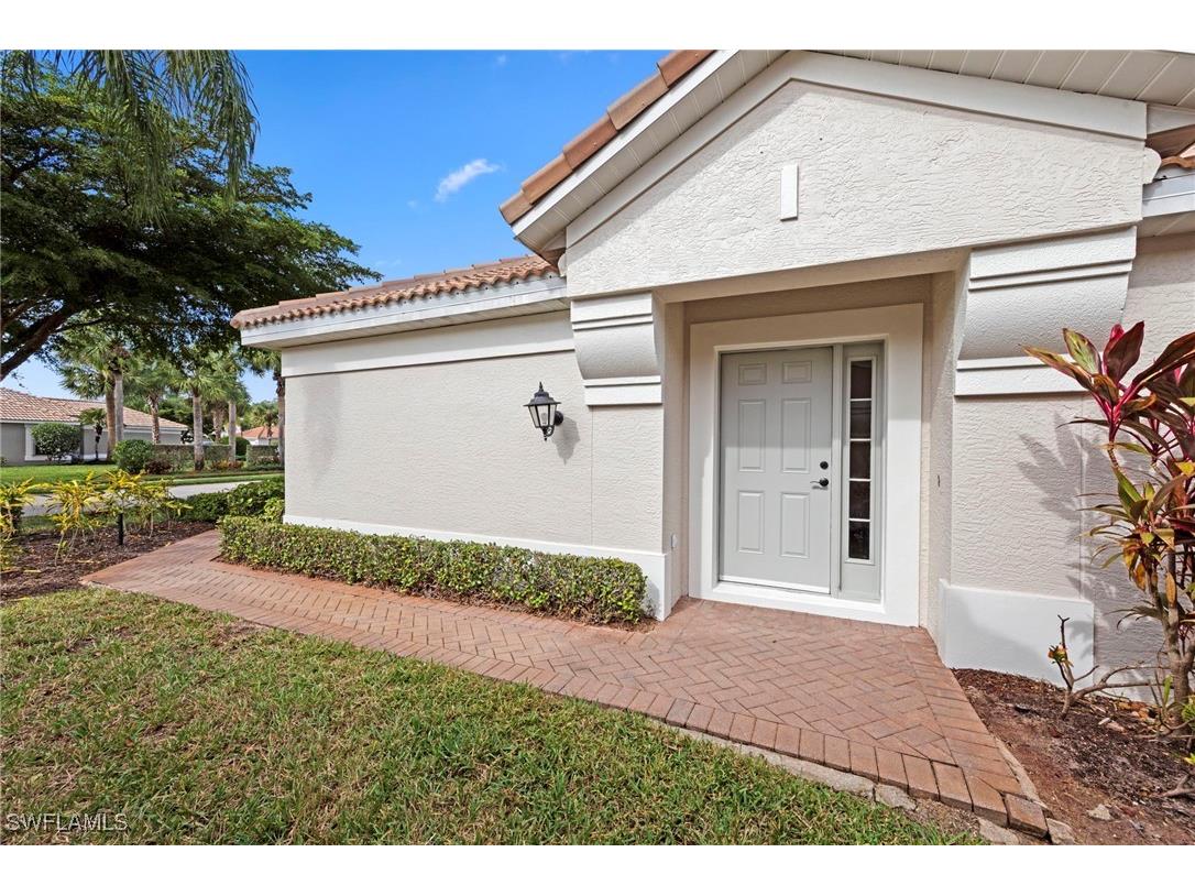 10037 Colonial Country Club Boulevard Fort Myers FL 33913 225081264 image4