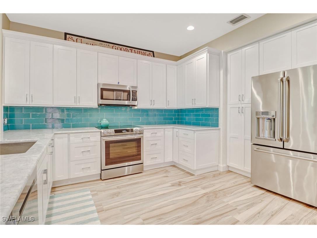 10037 Heather Lane #4 Naples FL 34119 225075644 image11